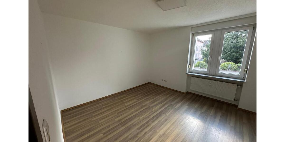 Erdgeschoßwohnung Radolfzell am Bodensee - 3 Zimmer, 85 m&sup2;, 1.300&euro; | Angebot:26006378