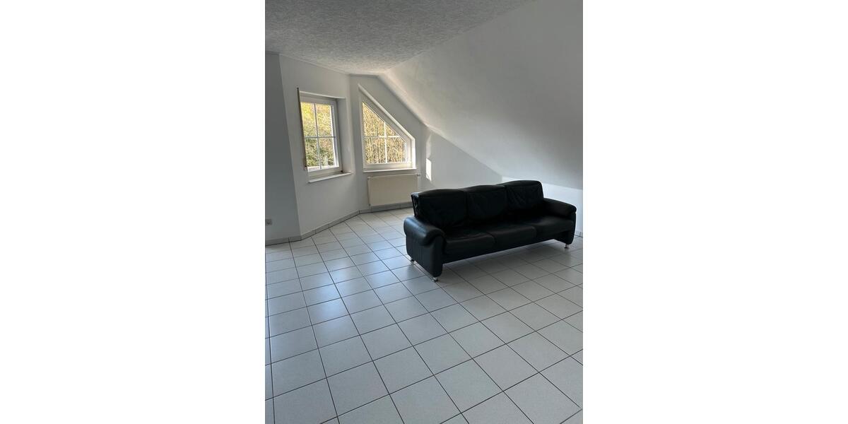 Dachgeschoßwohnung Niederfischbach - 2 Zimmer, 50 m&sup2;, 475&euro; | Angebot:26698653