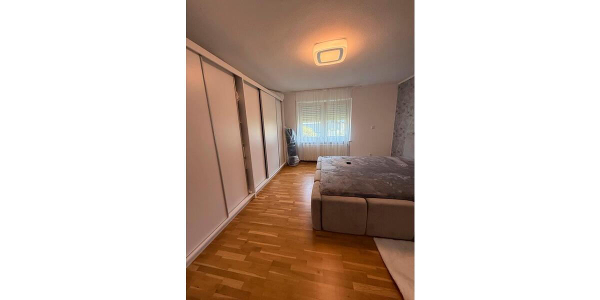 Etagenwohnung Friedberg (Hessen) - 3 Zimmer, 100 m&sup2;, 2.000&euro; | Angebot:24753658