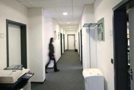 Büro in Stegaurach 425 € 33.5 m²