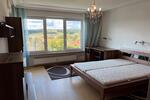 Großzügige 160m² 3-Zimmer Wohnung mit Wintergarten & Extra-Büro