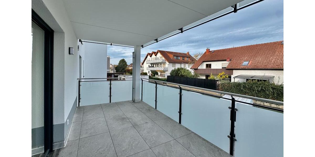 Moderne Drei-Zimmerwohnung mit großem Balkon, Aufzug und hochwertiger Einbauküche 3 zimmer