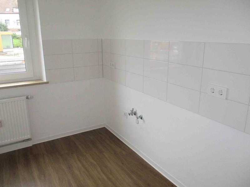 Renovierte 3 - Zimmer Wohnung mit Balkon in Stadtlage!