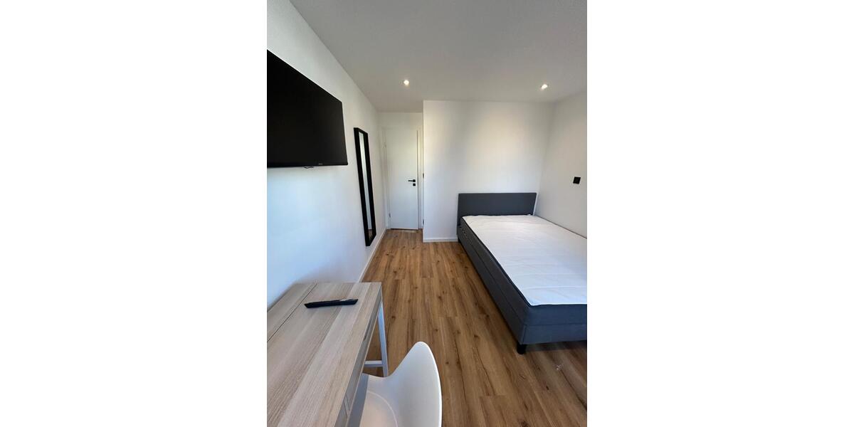 Wohnen auf Zeit München Trudering-Riem - 1 Zimmer, 10 m&sup2;, 780&euro; | Angebot:25756737