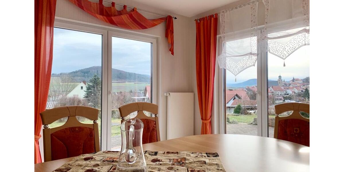 Bungalow Geisa - 3 Zimmer, 108 m&sup2;, 1.350&euro; | Angebot:26365198