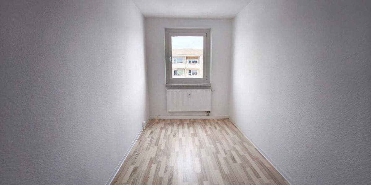 Etagenwohnung Sangerhausen - 6 Zimmer, 119 m&sup2;, 705&euro; | Angebot:25695026