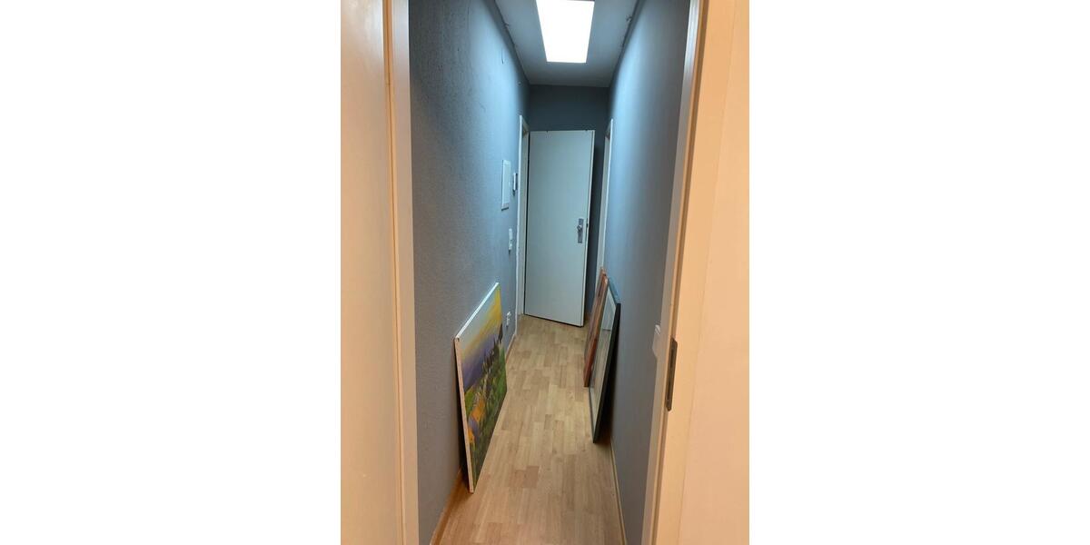 Etagenwohnung Saarbrücken West - 1 Zimmer, 30 m&sup2;, 370&euro; | Angebot:26252863