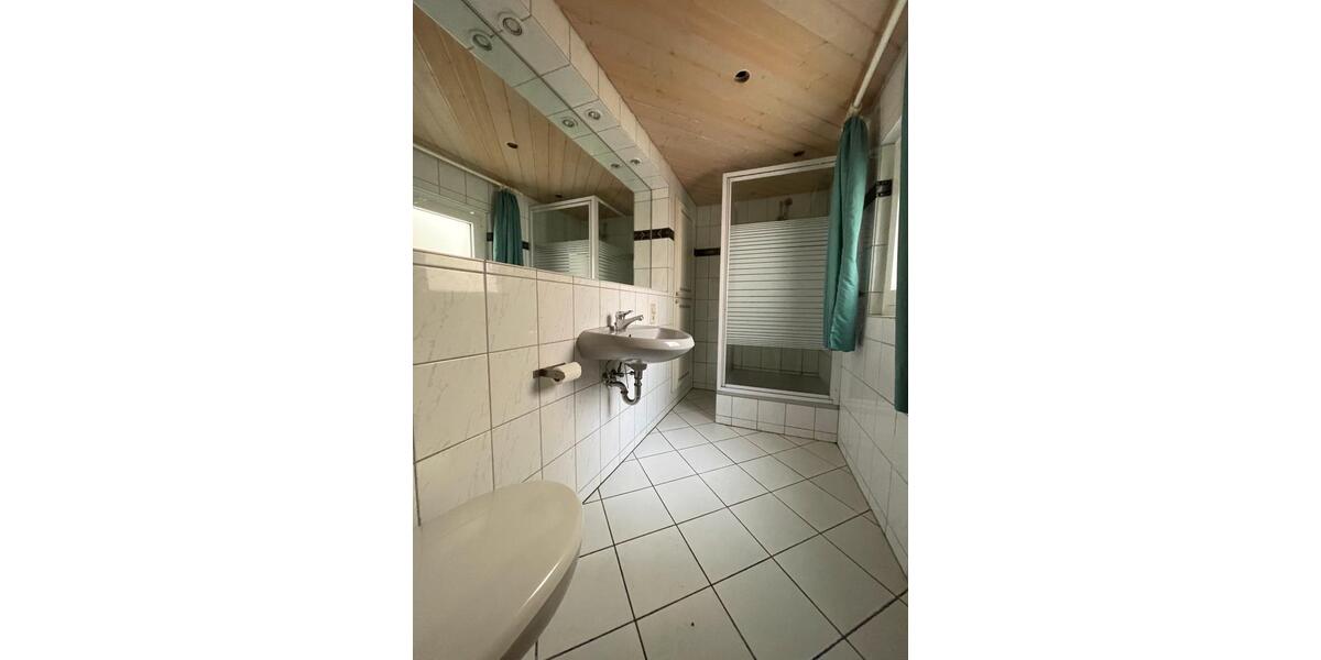 Etagenwohnung Holzminden - 1 Zimmer, 17 m&sup2;, 250&euro; | Angebot:22926547