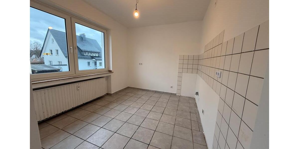 Etagenwohnung Bad Driburg - 4 Zimmer, 140 m&sup2;, 750&euro; | Angebot:26355308