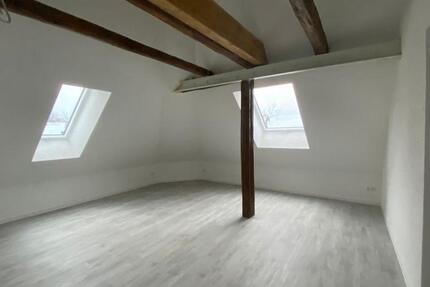 4-Zimmer Dachgeschosswohnung im Herzen von Abstatt 4 zimmer