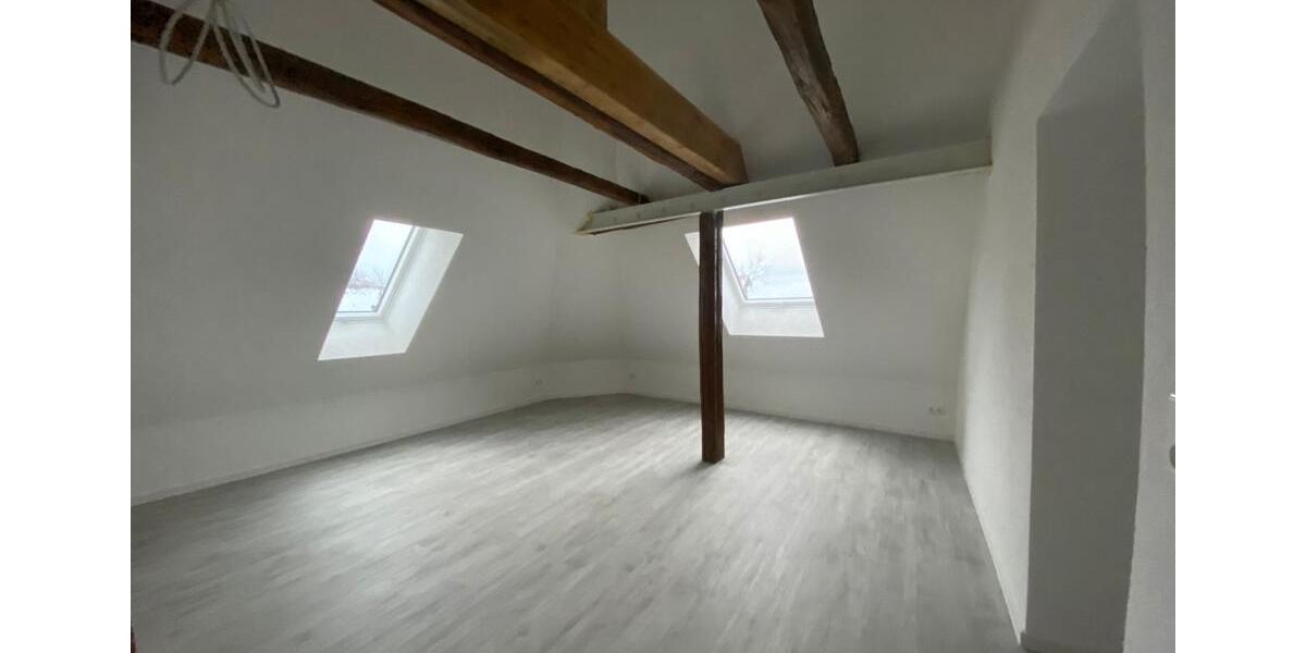 4-Zimmer Dachgeschosswohnung im Herzen von Abstatt 4 zimmer