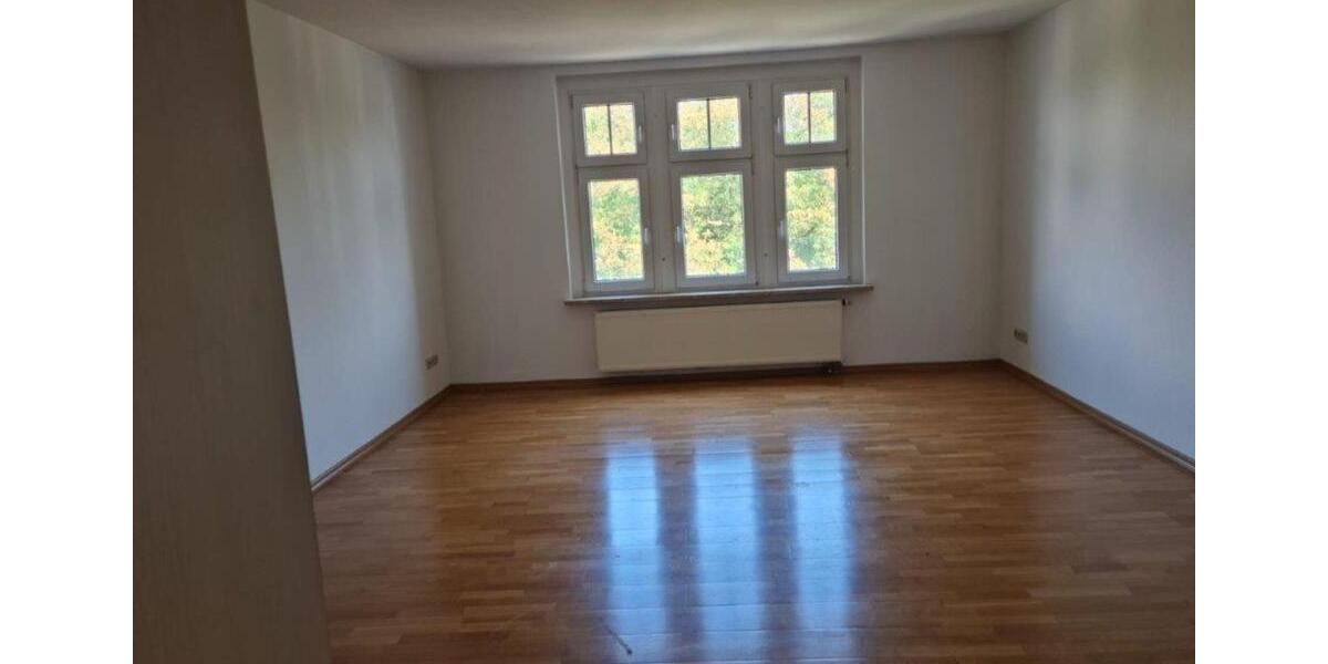 Dachgeschoßwohnung Forst (Lausitz) - 2 Zimmer, 85 m&sup2;, 587&euro; | Angebot:24853867