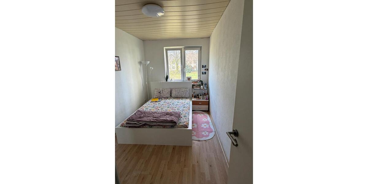 Erdgeschoßwohnung Delmenhorst Deichhorst - 3 Zimmer, 75 m&sup2;, 1.200&euro; | Angebot:26205695