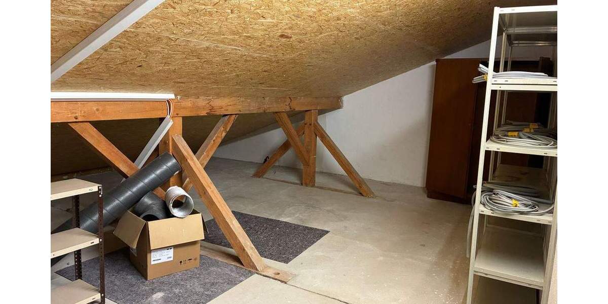 Doppelhaushälfte Landshut Achdorf - 5 Zimmer, 165 m&sup2;, 1.950&euro; | Angebot:25778846