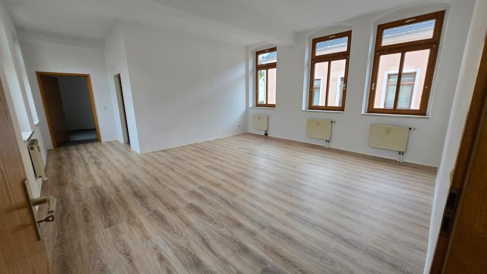 Etagenwohnung Lichtenau - 3 Zimmer, 86 m&sup2;, 430&euro; | Angebot:25803447