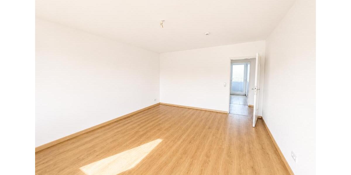 Etagenwohnung Würzburg Heuchelhof - 2 Zimmer, 67 m&sup2;, 943&euro; | Angebot:26534781