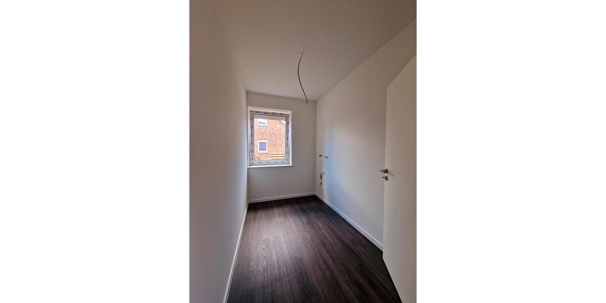 Doppelhaushälfte Oldenburg Kreyenbrück - 3 Zimmer, 78 m&sup2;, 1.250&euro; | Angebot:22439409