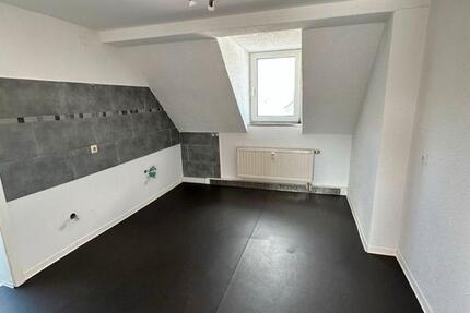 Wohnung Hecklingen - 4 Zimmer, 62 m&sup2;, 350&euro; | Angebot:24878569