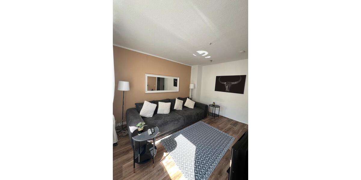 Wohnen auf Zeit Berlin Neukölln - 2 Zimmer, 38 m&sup2;, 1.100&euro; | Angebot:26703186