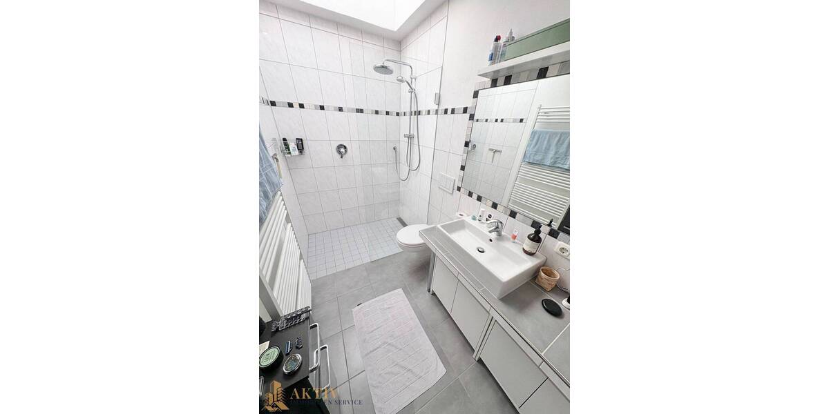 Etagenwohnung Aschaffenburg Innenstadt - 3 Zimmer, 95 m&sup2;, 950&euro; | Angebot:26929620