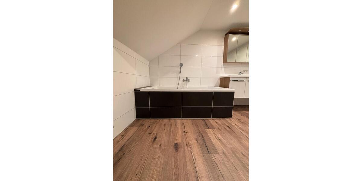 Etagenwohnung Furth im Wald - 4 Zimmer, 110 m&sup2;, 600&euro; | Angebot:26624067