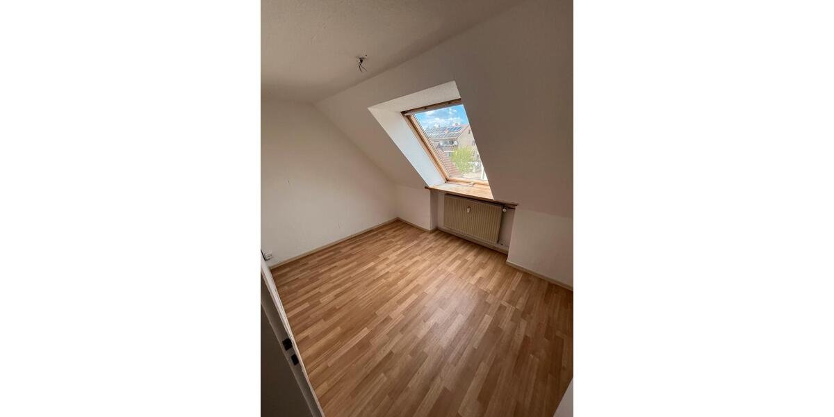Dachgeschoßwohnung Spalt - 3 Zimmer, 75 m&sup2;, 460&euro; | Angebot:26232107