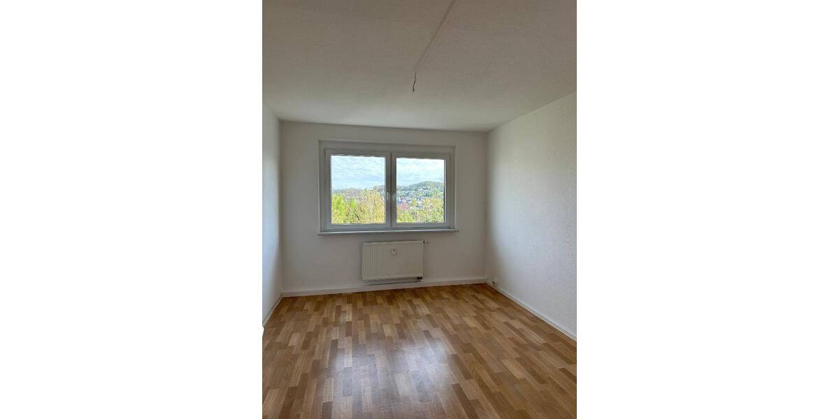 Etagenwohnung Kirchberg - 3 Zimmer, 68 m&sup2;, 413&euro; | Angebot:23987611