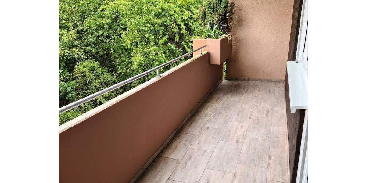 Etagenwohnung Bad Säckingen - 3 Zimmer, 92 m&sup2;, 1.140&euro; | Angebot:25802619