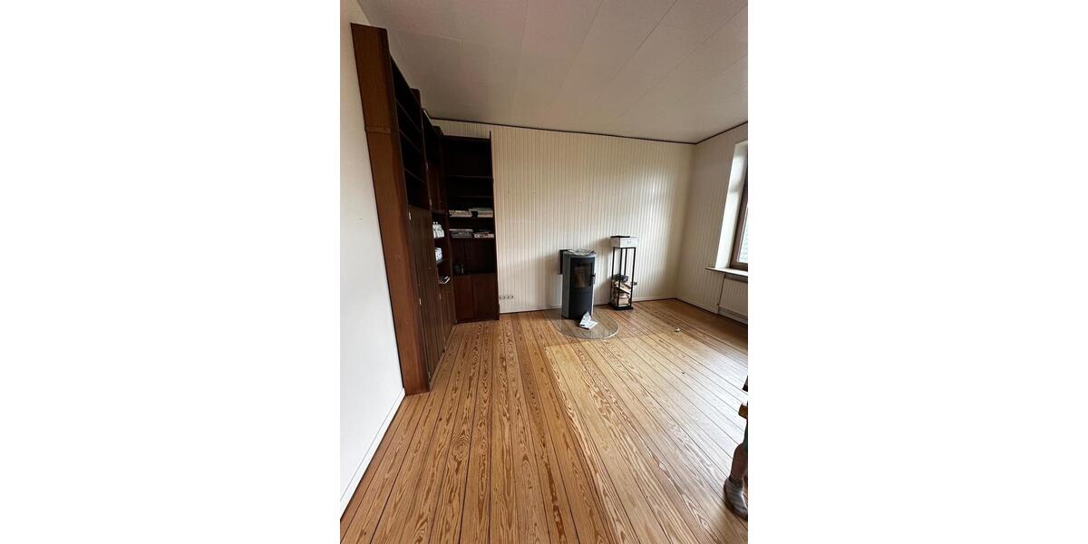 Etagenwohnung Haseldorf - 4 Zimmer, 105 m&sup2;, 1.100&euro; | Angebot:24841934