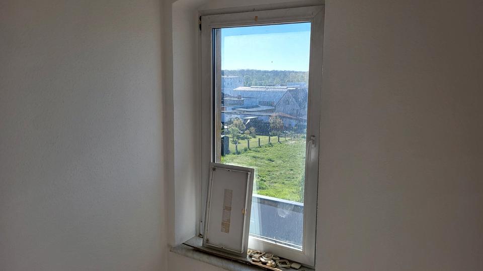 Etagenwohnung Zeitz - 3 Zimmer, 88 m&sup2;, 490&euro; | Angebot:25974882