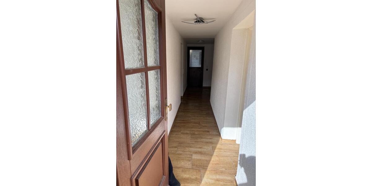 Erdgeschoßwohnung Beckingen - 3 Zimmer, 70 m&sup2;, 580&euro; | Angebot:26039883