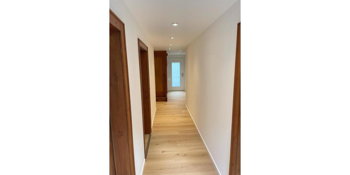 Dachgeschoßwohnung Schönau - 3 Zimmer, 84 m&sup2;, 950&euro; | Angebot:24444718