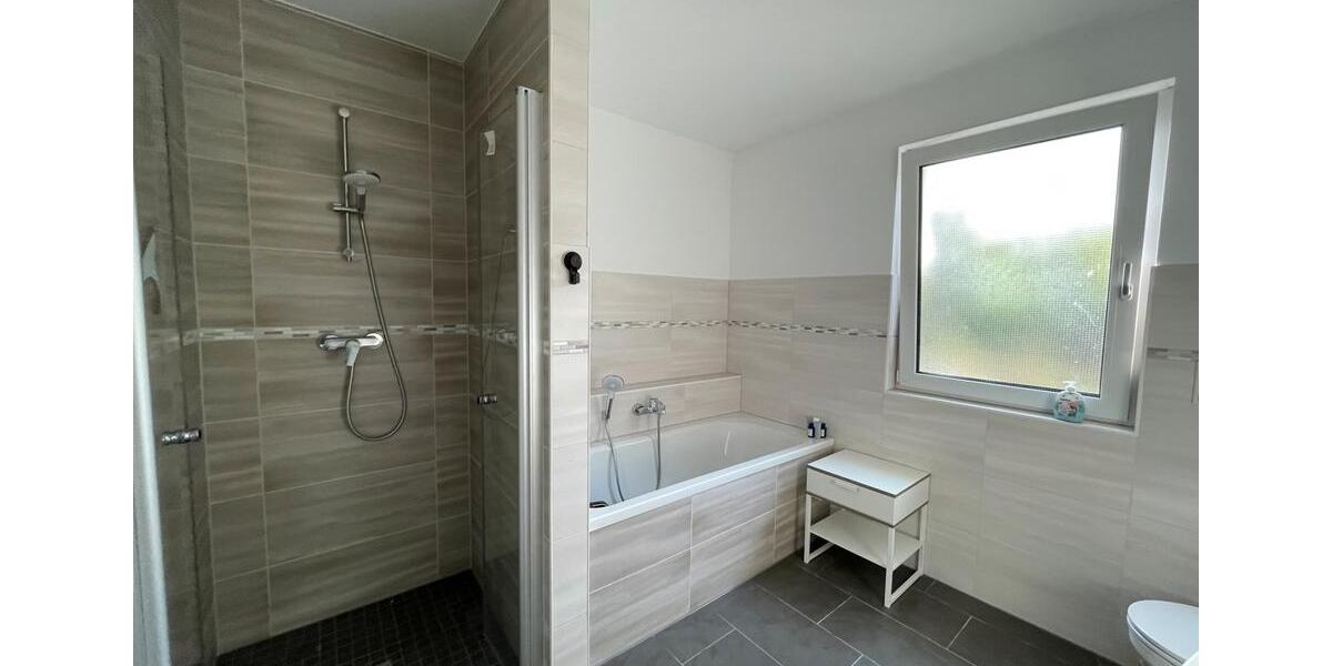 Erdgeschoßwohnung Am Mellensee - 4 Zimmer, 110 m&sup2;, 1.700&euro; | Angebot:25635617