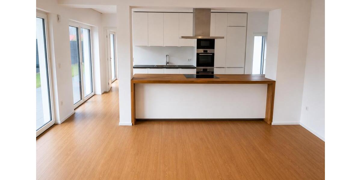 Erdgeschoßwohnung Langenhagen Brink - 3 Zimmer, 104 m&sup2;, 1.900&euro; | Angebot:26580624