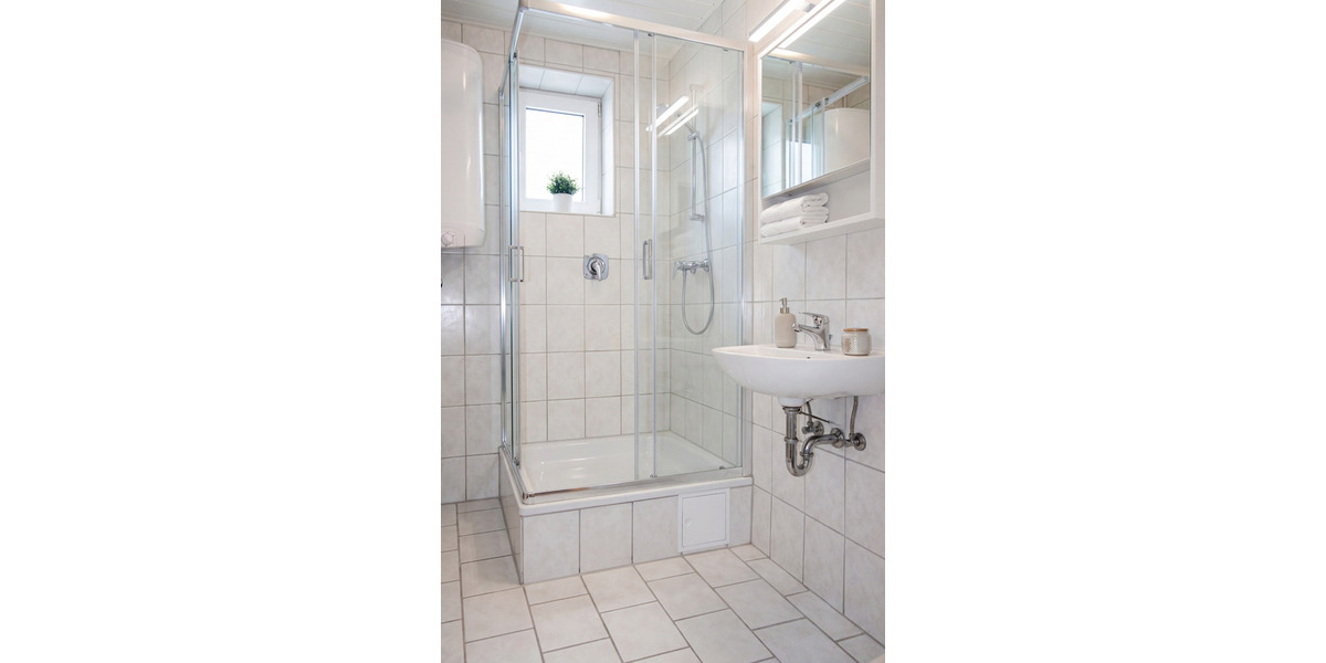 Etagenwohnung Neu-Ulm Offenhausen - 2 Zimmer, 44 m&sup2;, 980&euro; | Angebot:26127797