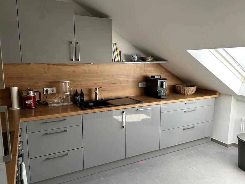 Dachgeschoßwohnung 120qm in Speicher