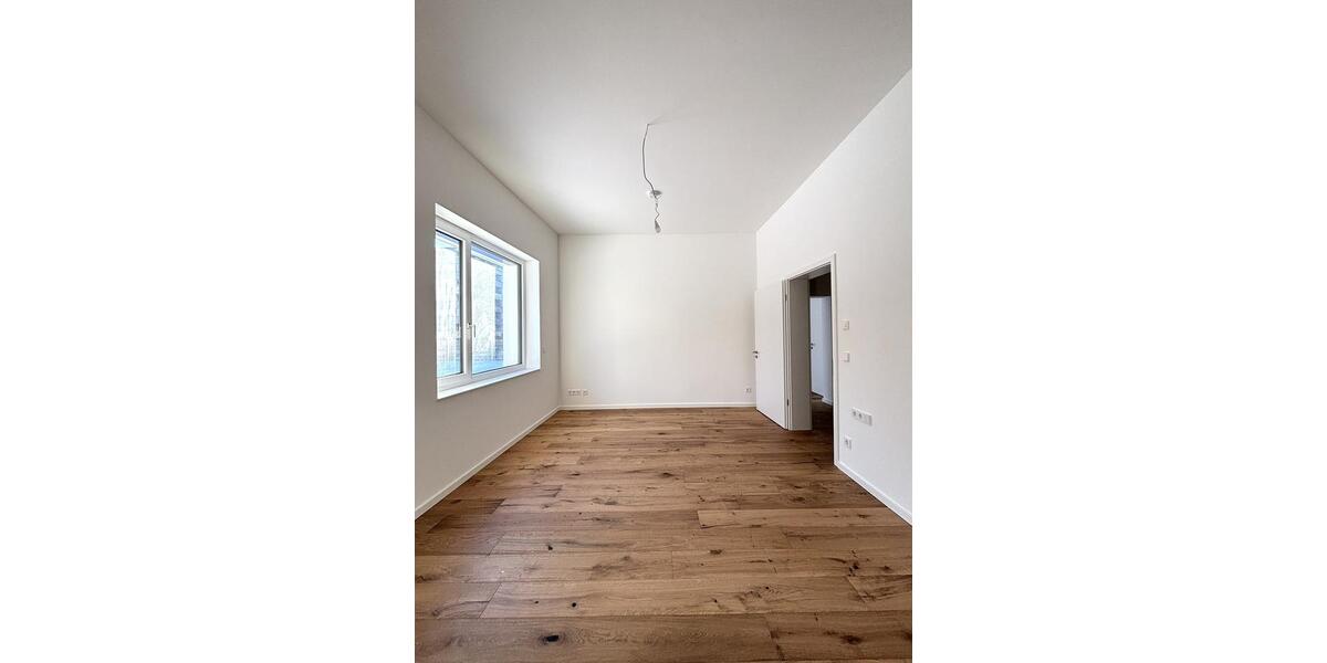 Erdgeschoßwohnung Sindelfingen - 2 Zimmer, 89 m&sup2;, 1.380&euro; | Angebot:24400067