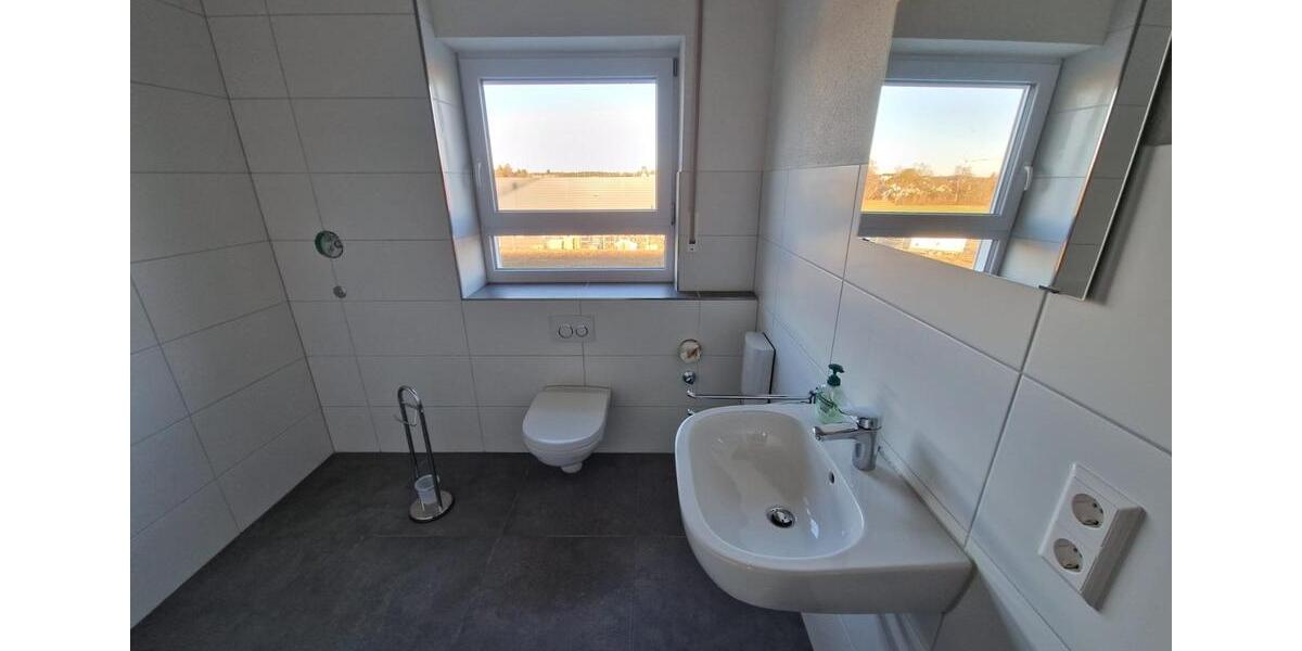 Gewerbeobjekt Warthausen - 3.700&euro; | Angebot:24744243