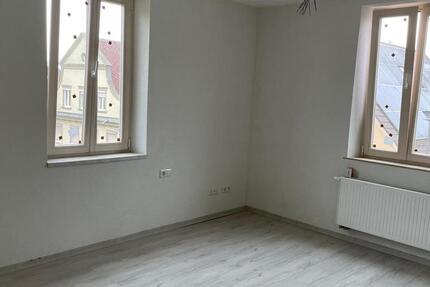 Wohnung Ichenhausen - 3 Zimmer, 86 m&sup2;, 1.100&euro; | Angebot:27577756
