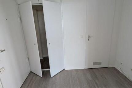 Schöne 3-Zimmer-Wohnung in Ludenberg mit Balkon und neuem Boden