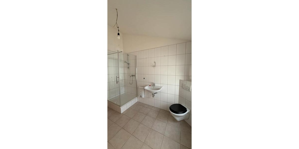 Dachgeschoßwohnung Mossautal - 3 Zimmer, 80 m&sup2;, 950&euro; | Angebot:24711598