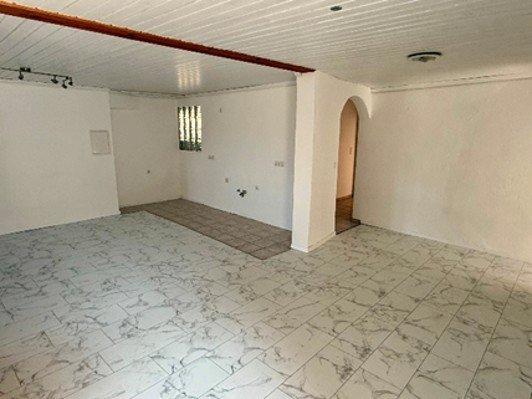 Erdgeschoßwohnung Gunzenhausen - 3.5 Zimmer, 123 m&sup2;, 860&euro; | Angebot:26432492