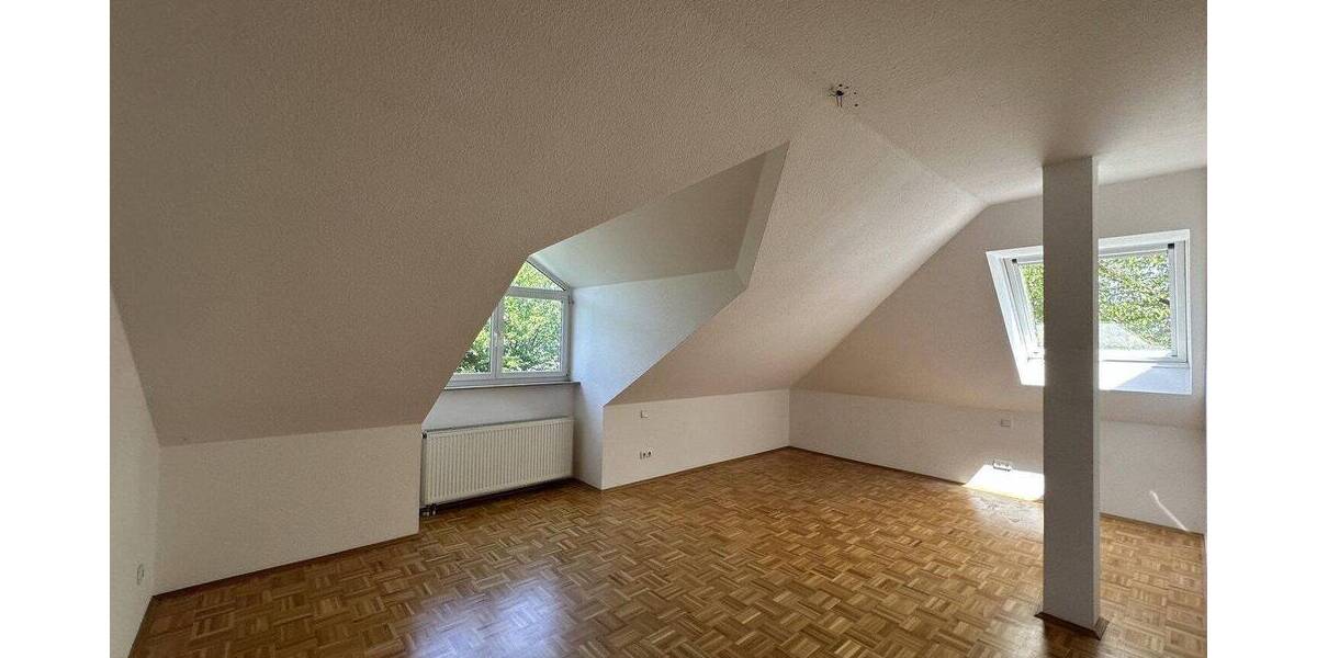 Etagenwohnung Kassel Bad Wilhelmshöhe - 3 Zimmer, 106 m&sup2;, 1.100&euro; | Angebot:26825326