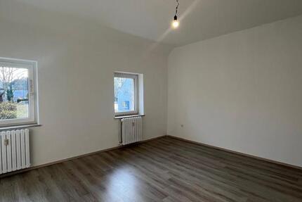 Aufgepasst! 4 Zimmer Wohnung im 2 OG! 4 zimmer