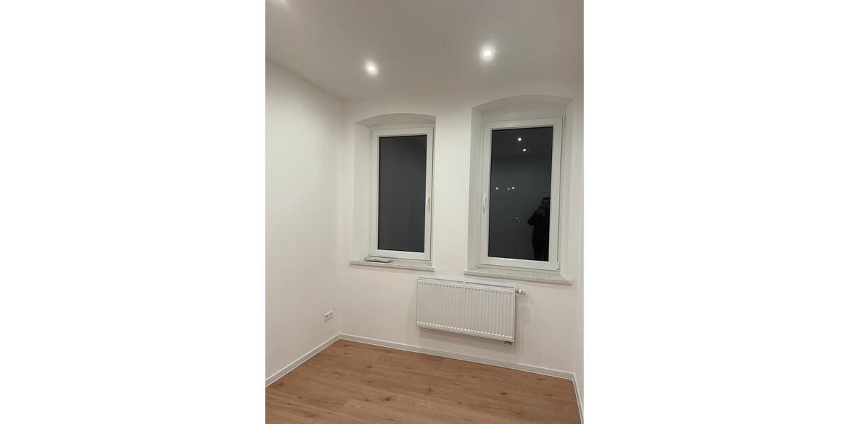 Etagenwohnung Hof Altstadt - 3.5 Zimmer, 90 m&sup2;, 895&euro; | Angebot:26614938