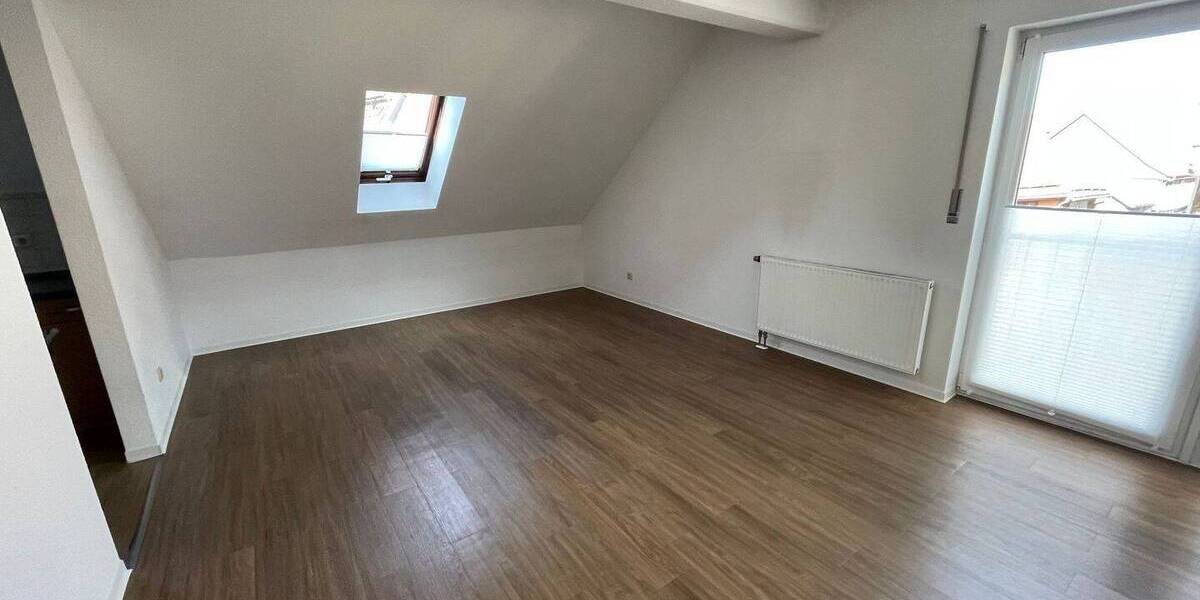 Etagenwohnung Schmalkalden - 3 Zimmer, 97 m&sup2;, 775&euro; | Angebot:26816557