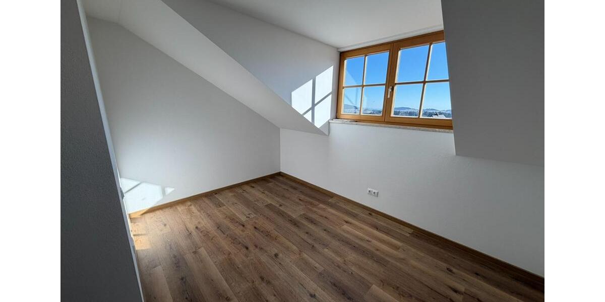 Etagenwohnung Sankt Oswald-Riedlhütte Riedlhütte - 3 Zimmer, 113 m&sup2;, 1.020&euro; | Angebot:25419408