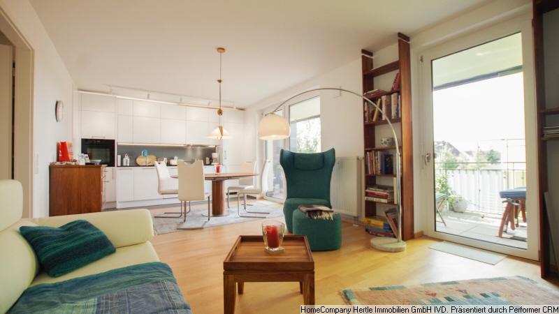 ***Exklusiv und hochwertig möbliert im Neubau mit großem West-Balkon sowie Garagenstellplatz und guter Anbindung für 3-12 Monate in Freiburg-Weingarten zimmer