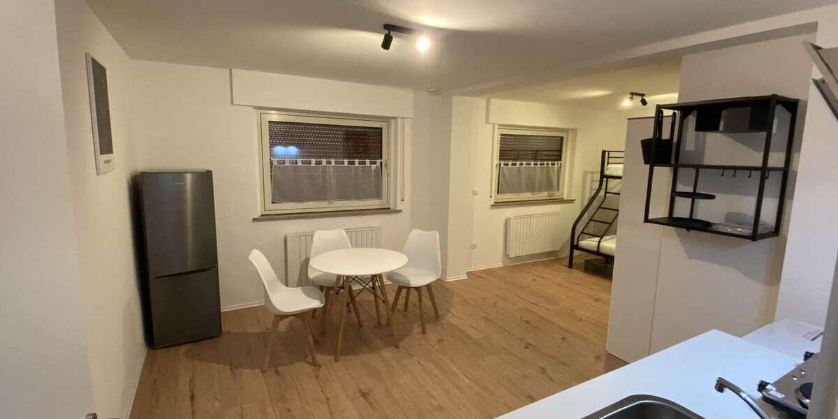 Haus zum Mieten in Riedstadt 4.700 € 120 m² 5 zimmer