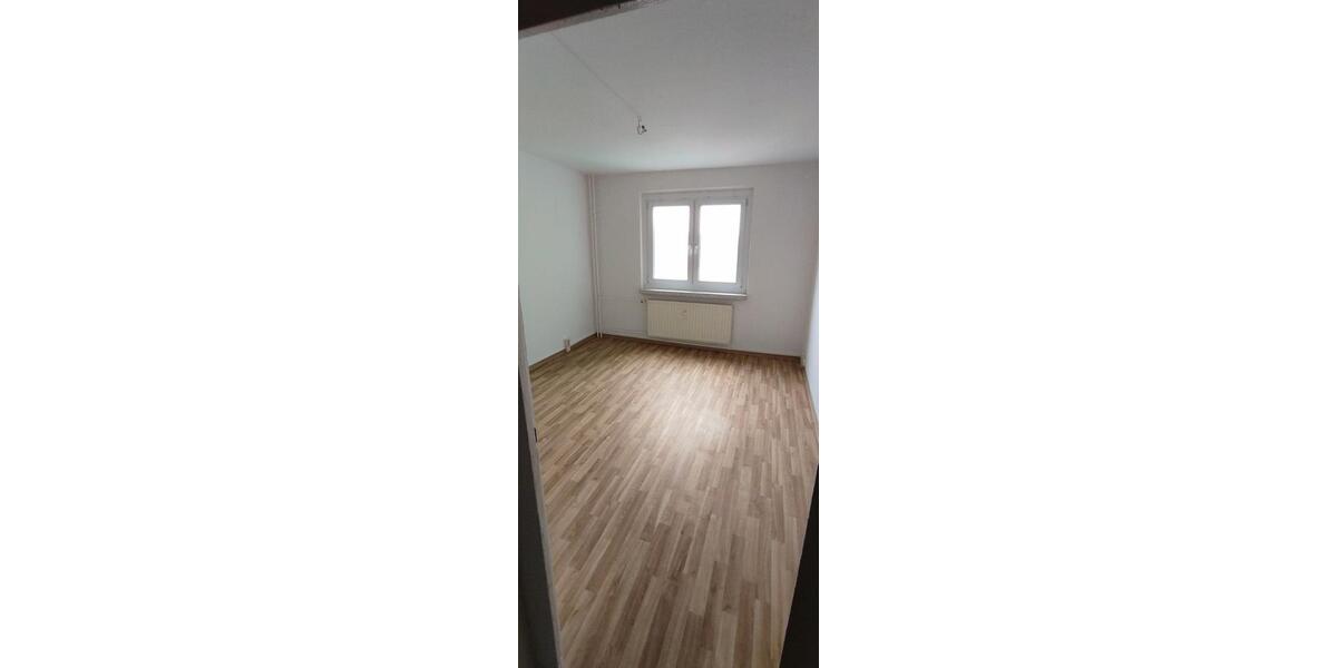 Etagenwohnung Stendal - 3 Zimmer, 56 m&sup2;, 385&euro; | Angebot:26001635